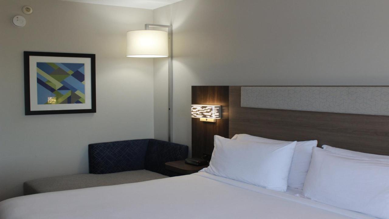 Holiday Inn Express Hotel & Suites Hope Mills-Fayetteville Airport By Ihg Extérieur photo