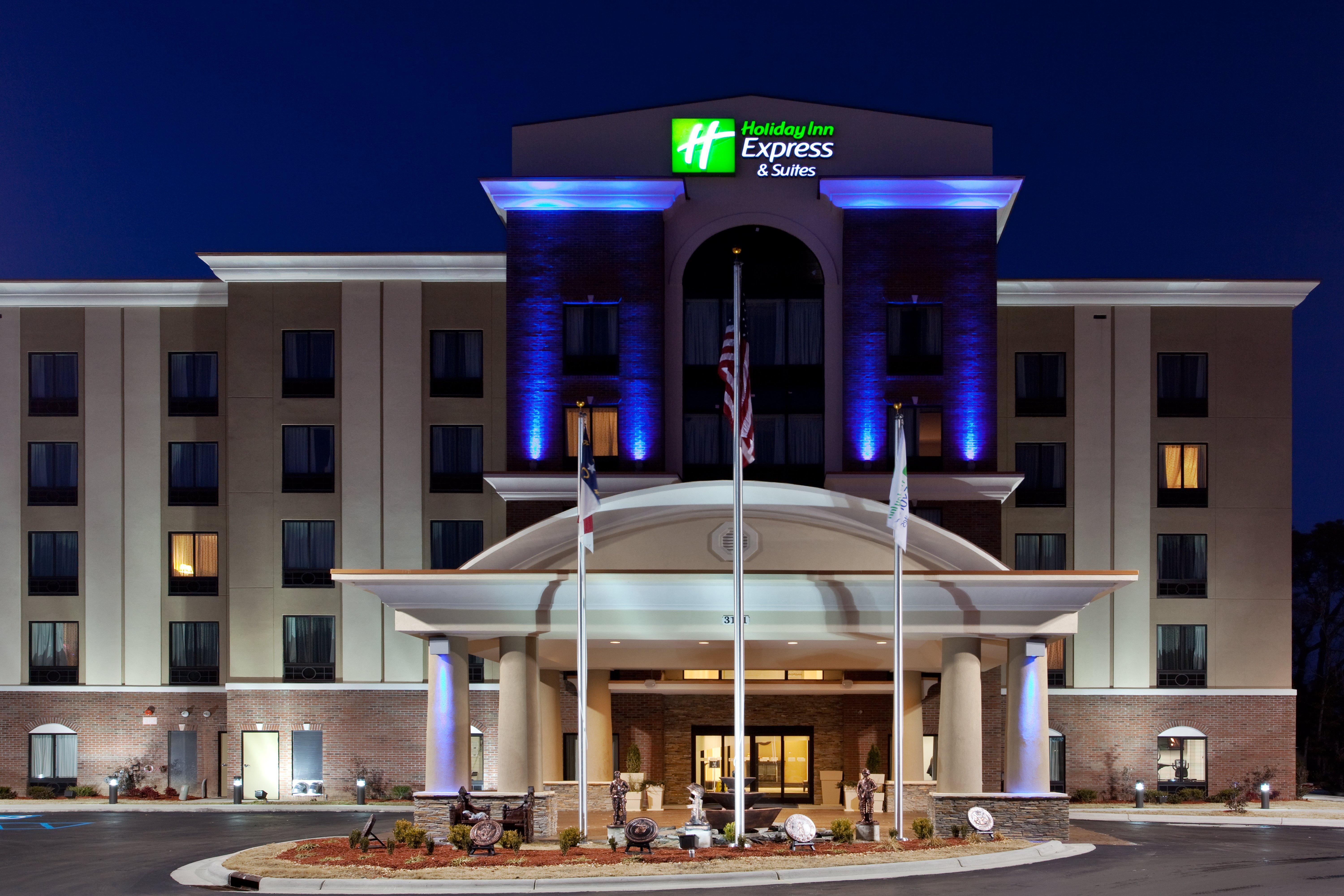 Holiday Inn Express Hotel & Suites Hope Mills-Fayetteville Airport By Ihg Extérieur photo