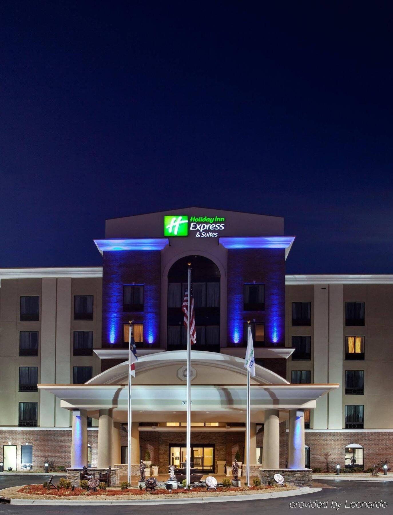 Holiday Inn Express Hotel & Suites Hope Mills-Fayetteville Airport By Ihg Extérieur photo