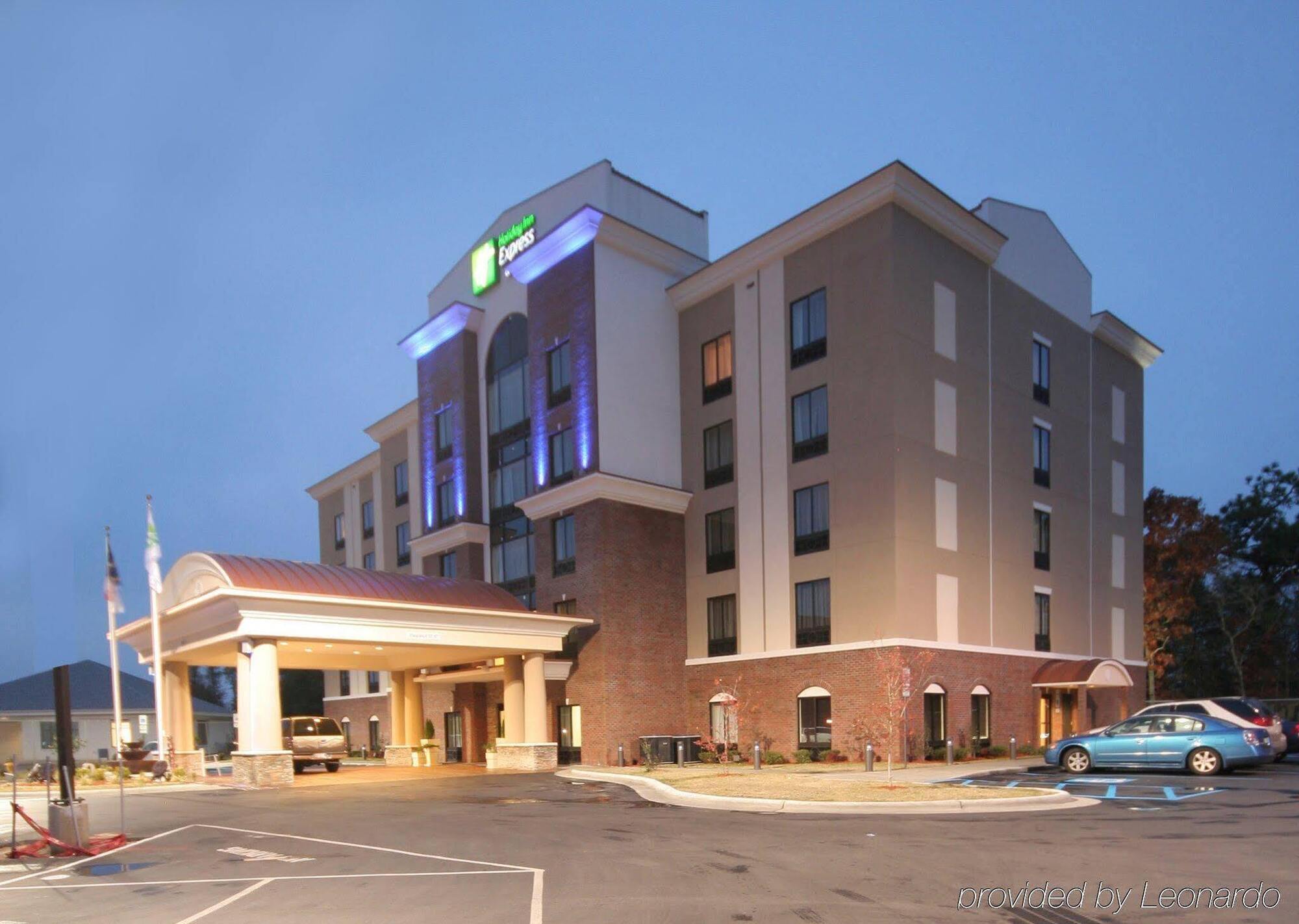 Holiday Inn Express Hotel & Suites Hope Mills-Fayetteville Airport By Ihg Extérieur photo